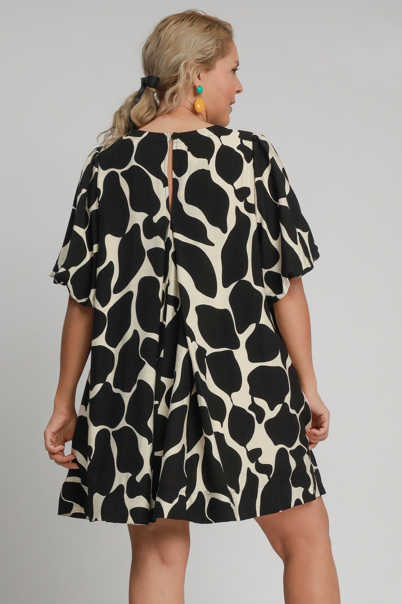 Black Abstract Print Puff Sleeve Dress