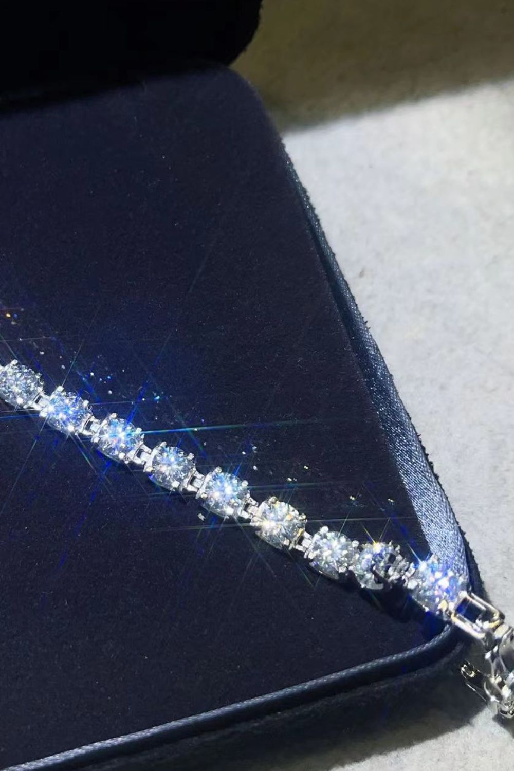 10 Carat Moissanite Platinum-Plated Bracelet - Quelle's BoutiQue