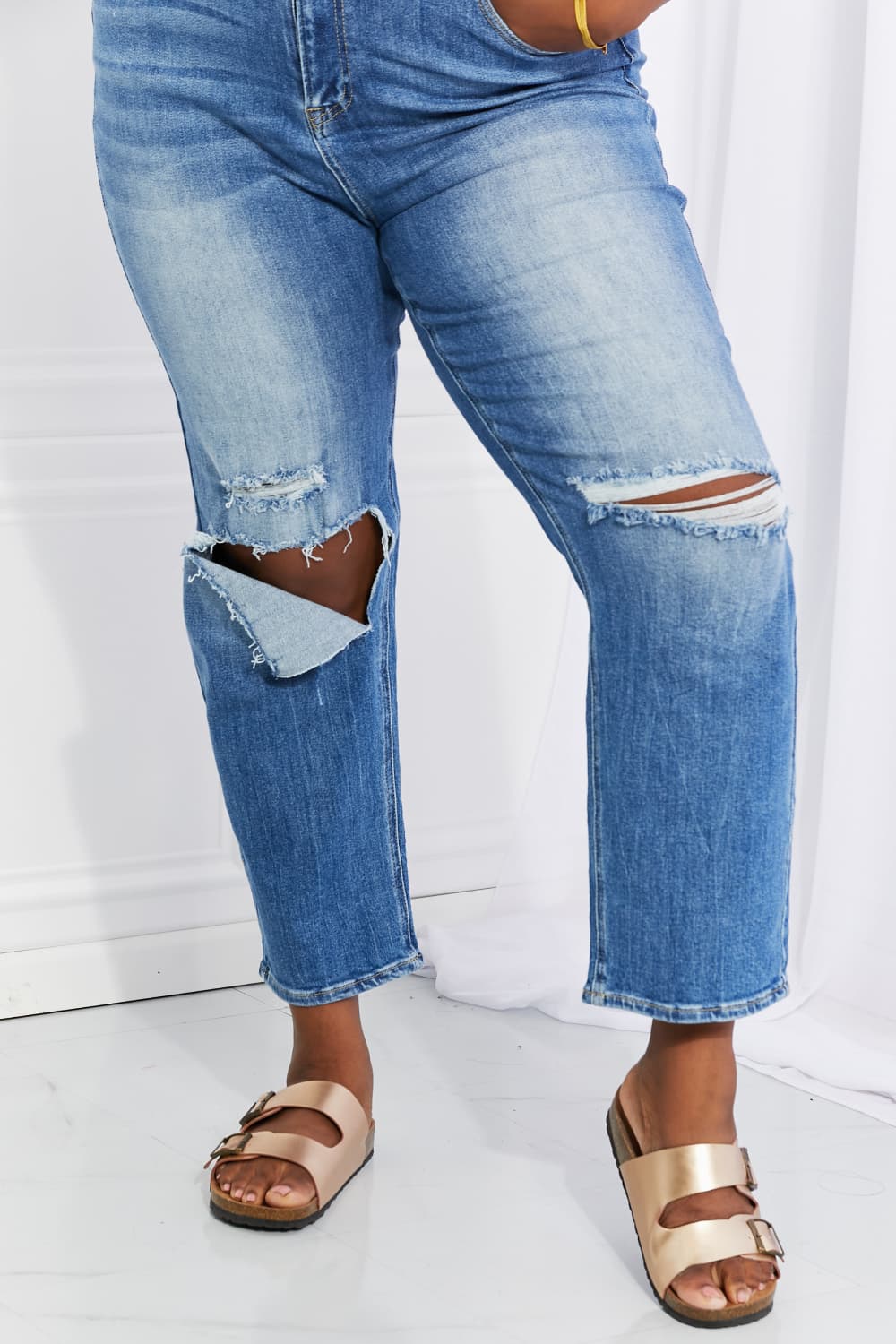 High Rise Relaxed Jeans - Quelle's BoutiQue