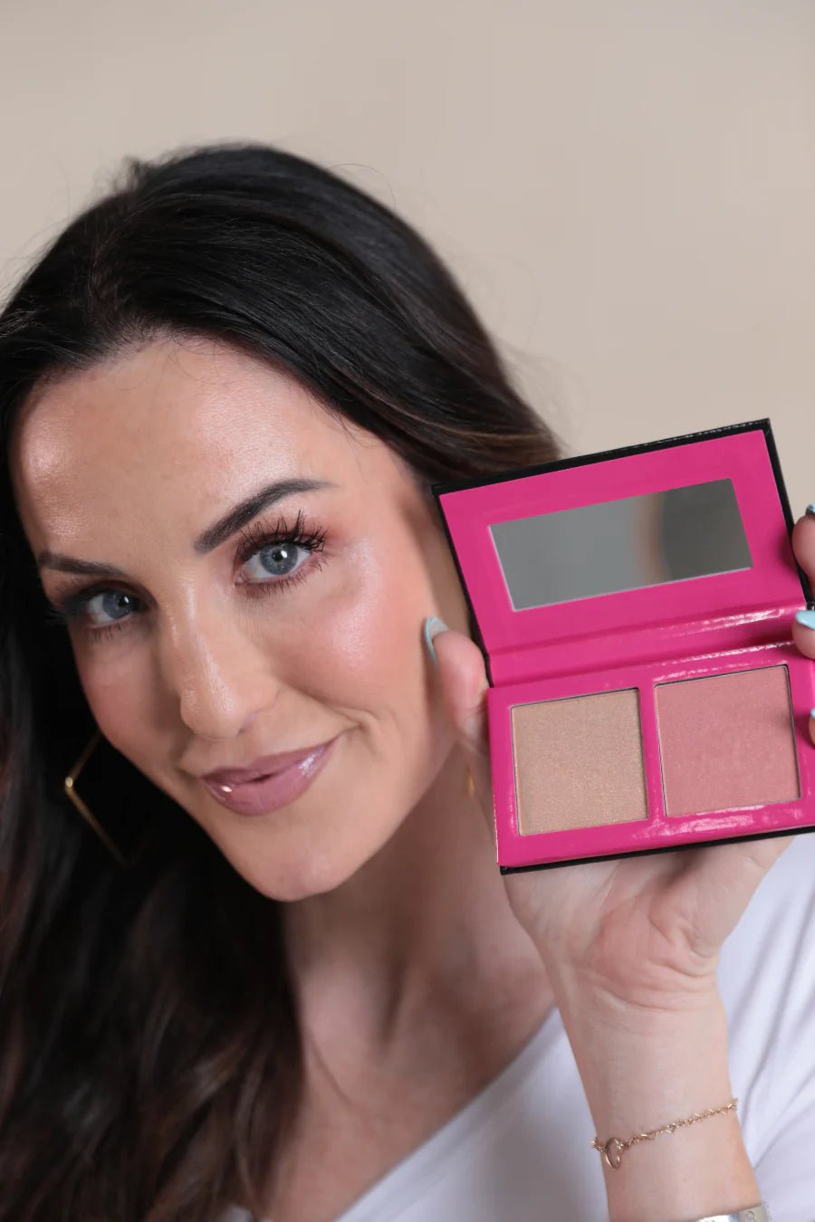 JL Beauty Blush & Highlighter Palette - Quelle's BoutiQue
