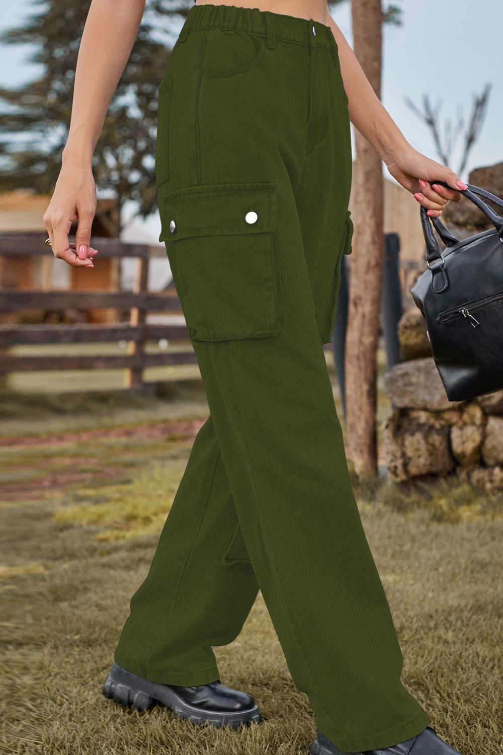 Relaxed Fit Cargo Denim Jeans - Quelle's BoutiQue