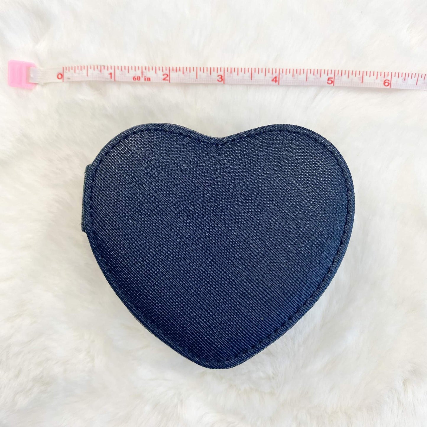 Zip Closure Heart Jewelry Case - Quelle's BoutiQue