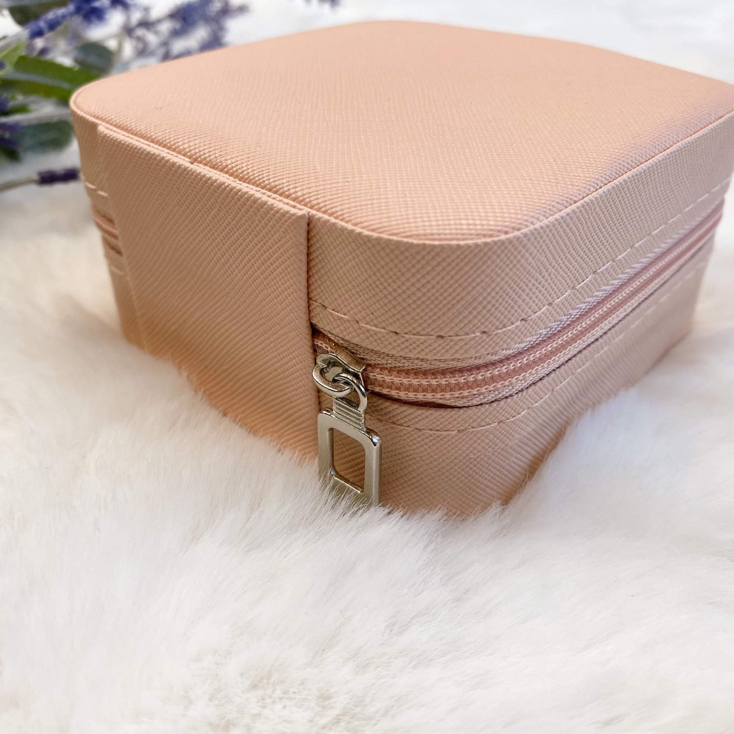 Zip Closure Travel Jewelry Case - Quelle's BoutiQue