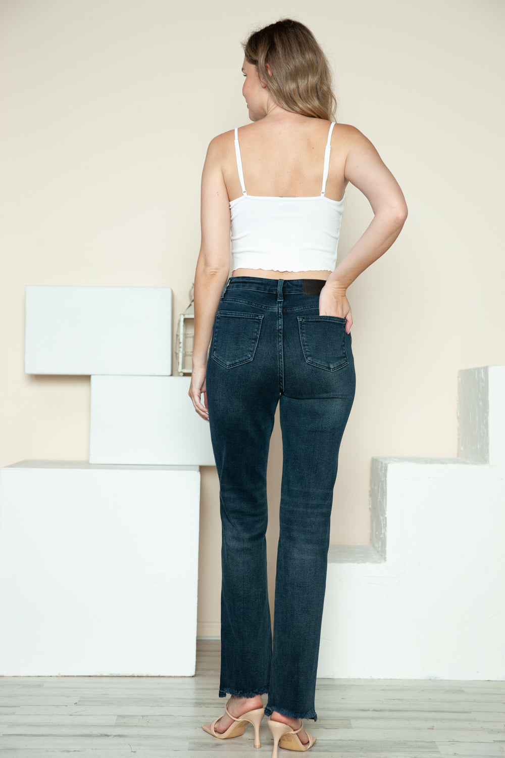 Frayed Hem Straight Dark Washed Jeans