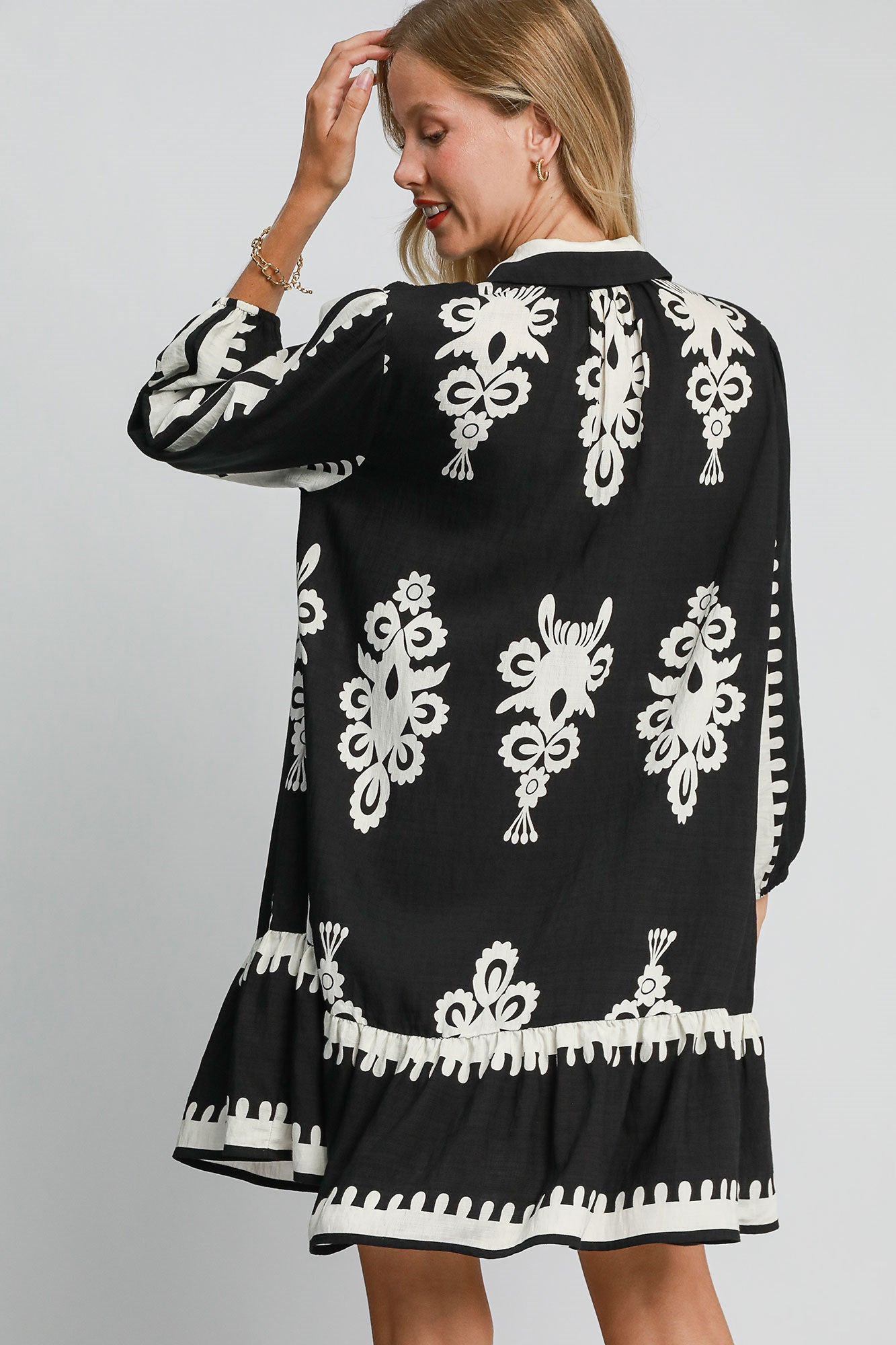Black Notched Neck Long Sleeve Midi Dress