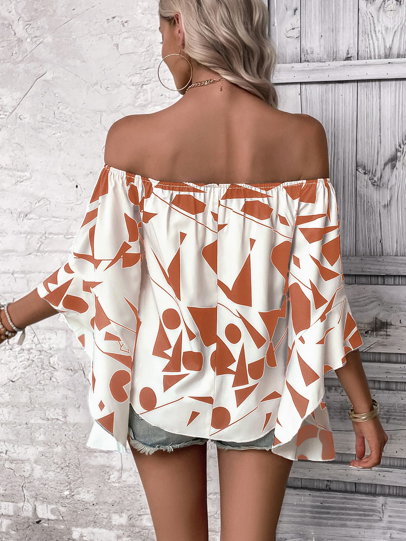 Off-Shoulder Bell Sleeve Print Blouse
