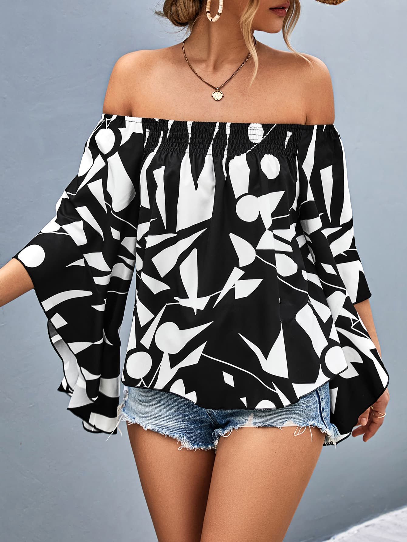 Off-Shoulder Bell Sleeve Print Blouse