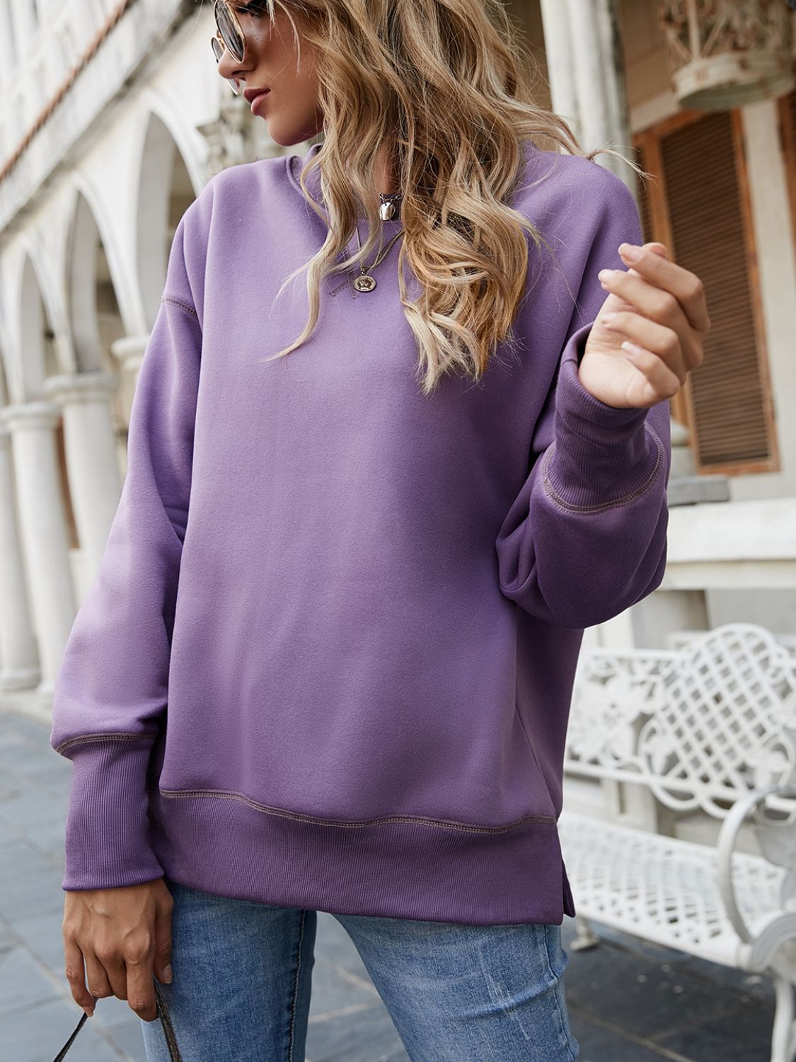 Relaxed Fit Slit-Side Hem Sweatshirt