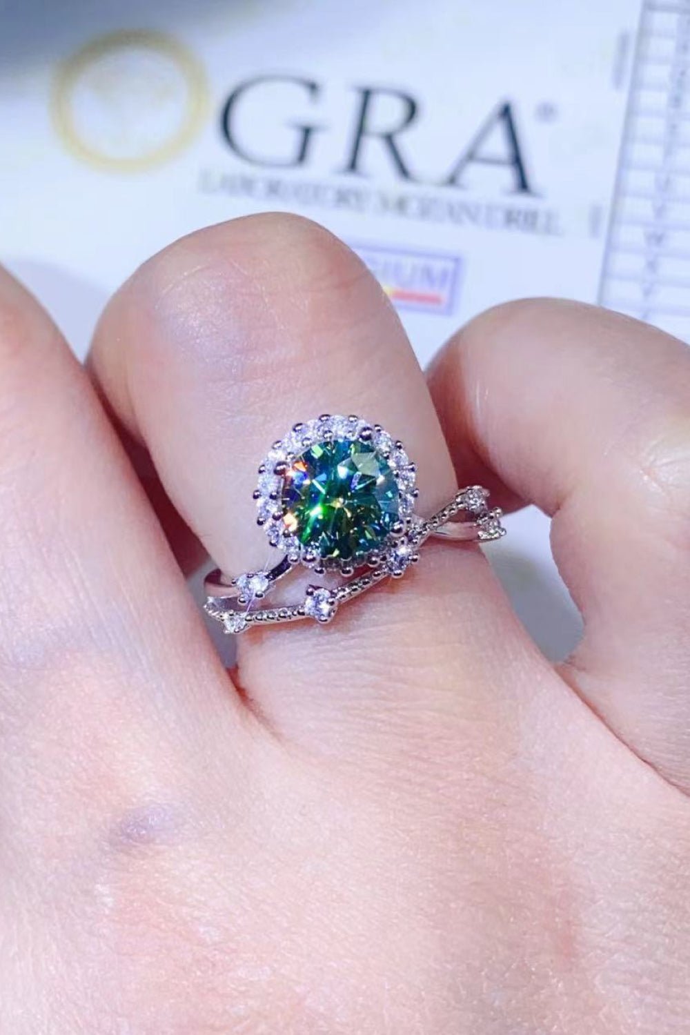 1 Carat Moissanite Platinum-Plated Ring - Quelle's BoutiQue