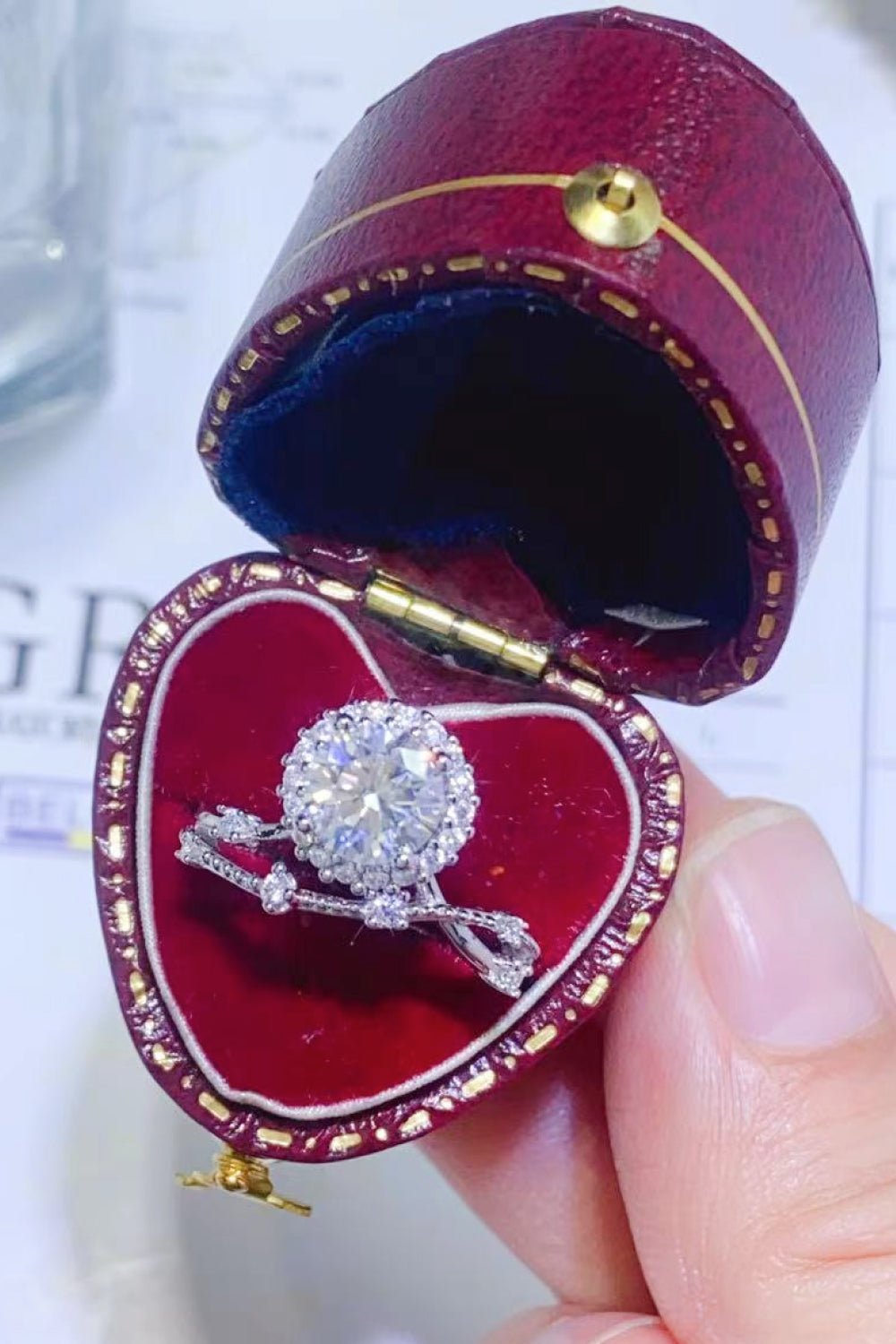 1 Carat Moissanite Platinum-Plated Ring - Quelle's BoutiQue