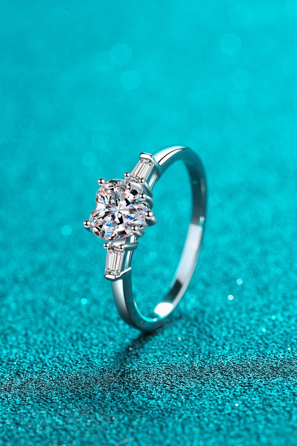 1.2 Carat Moissanite Heart Ring - Quelle's BoutiQue