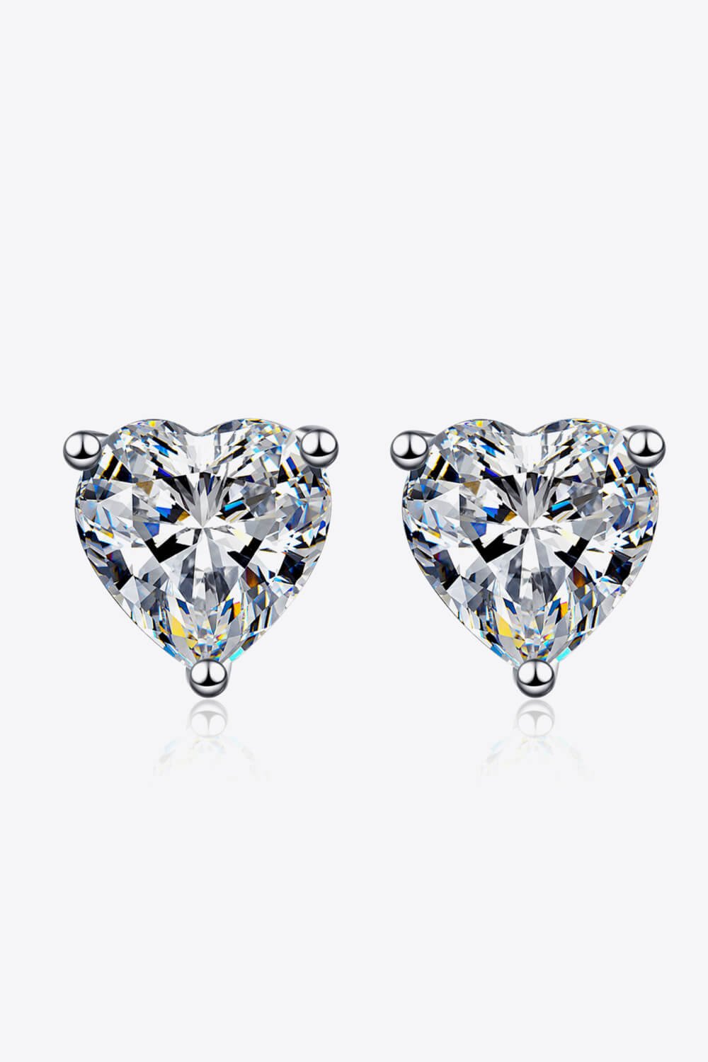 2 Carat Moissanite Heart-Shaped Stud Earrings - Quelle's BoutiQue