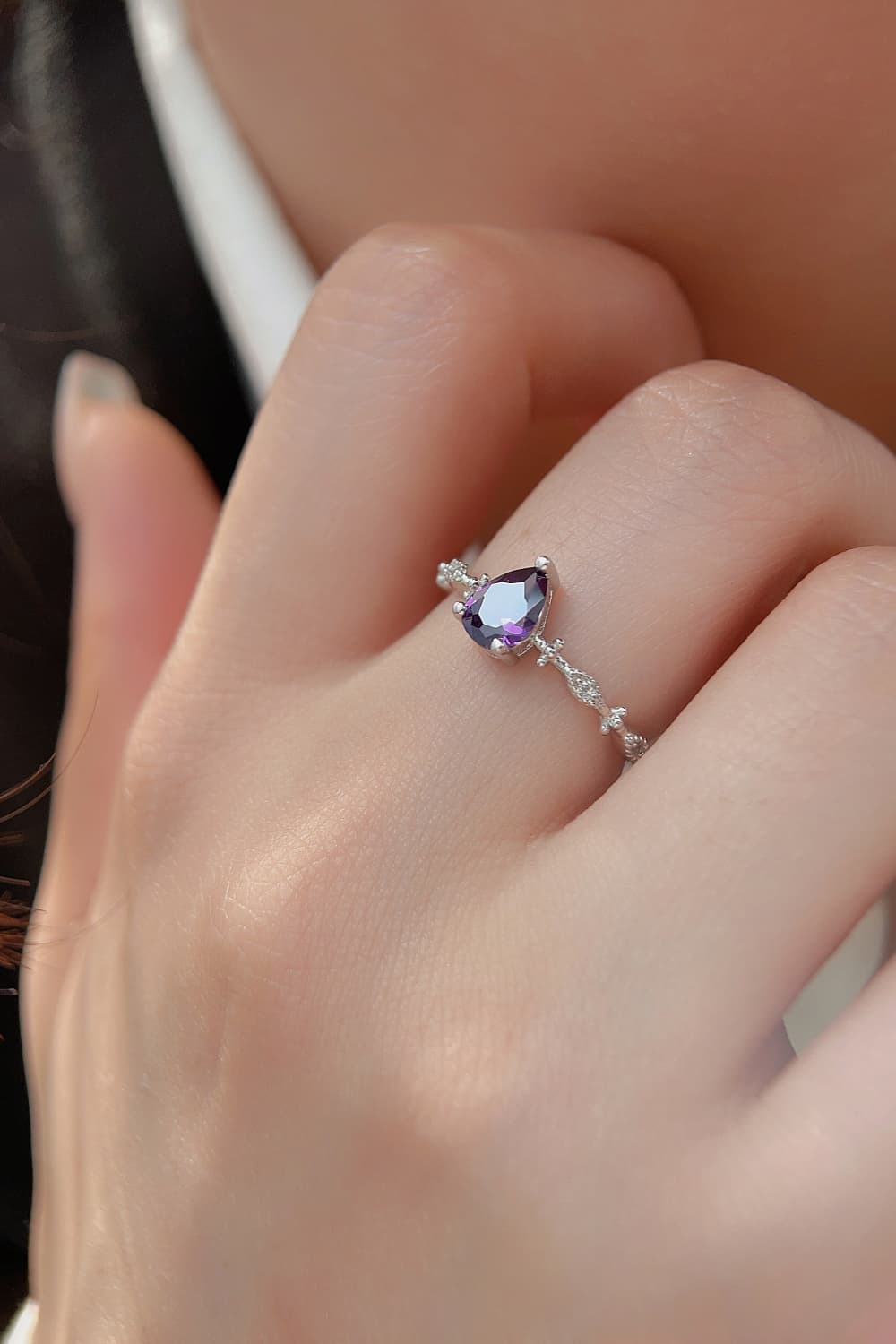 Amethyst & Sterling Silver Ring - Quelle's BoutiQue