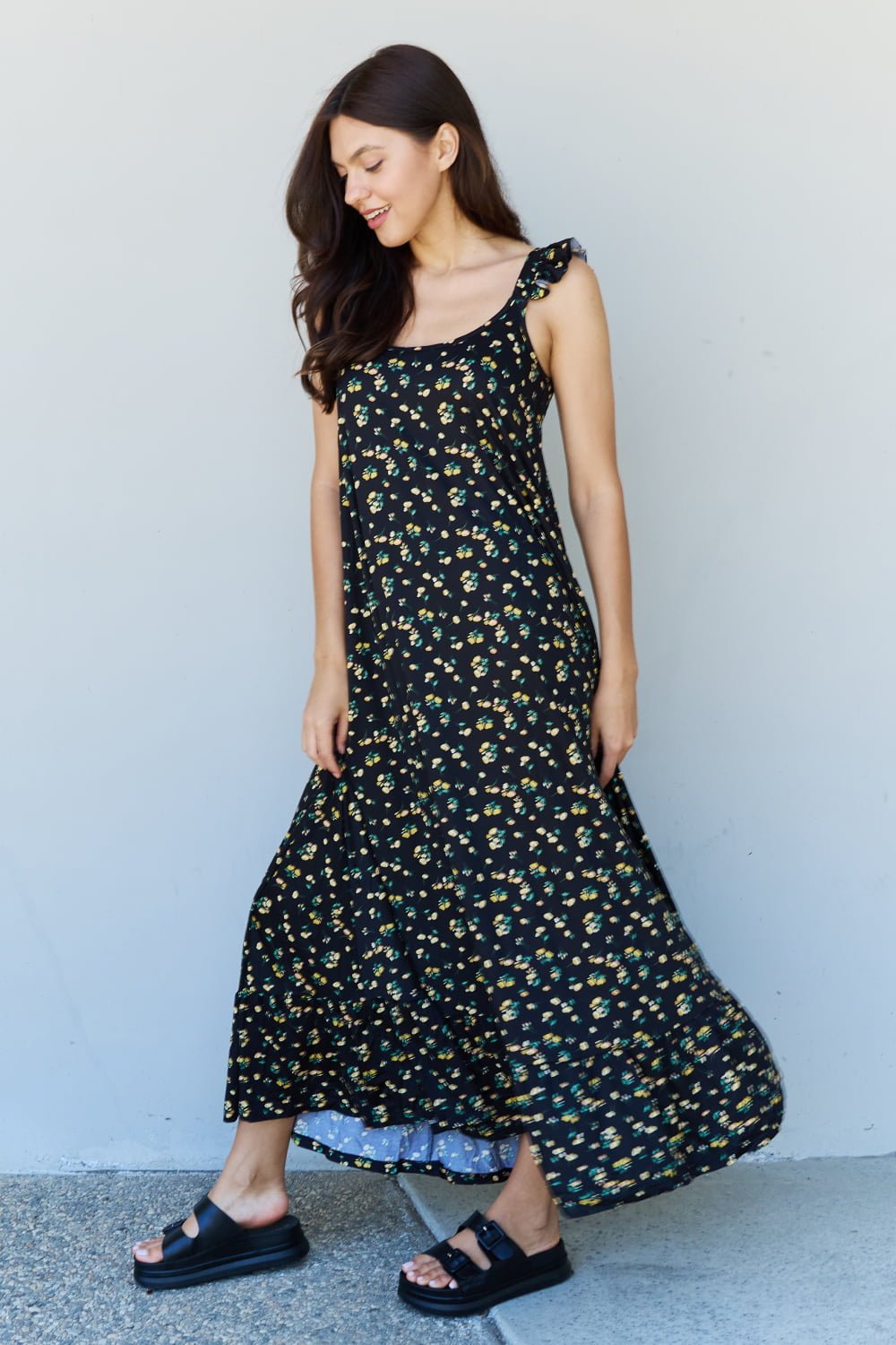 Black Multi-Floral Sleeveless Maxi Dress - Quelle's BoutiQue