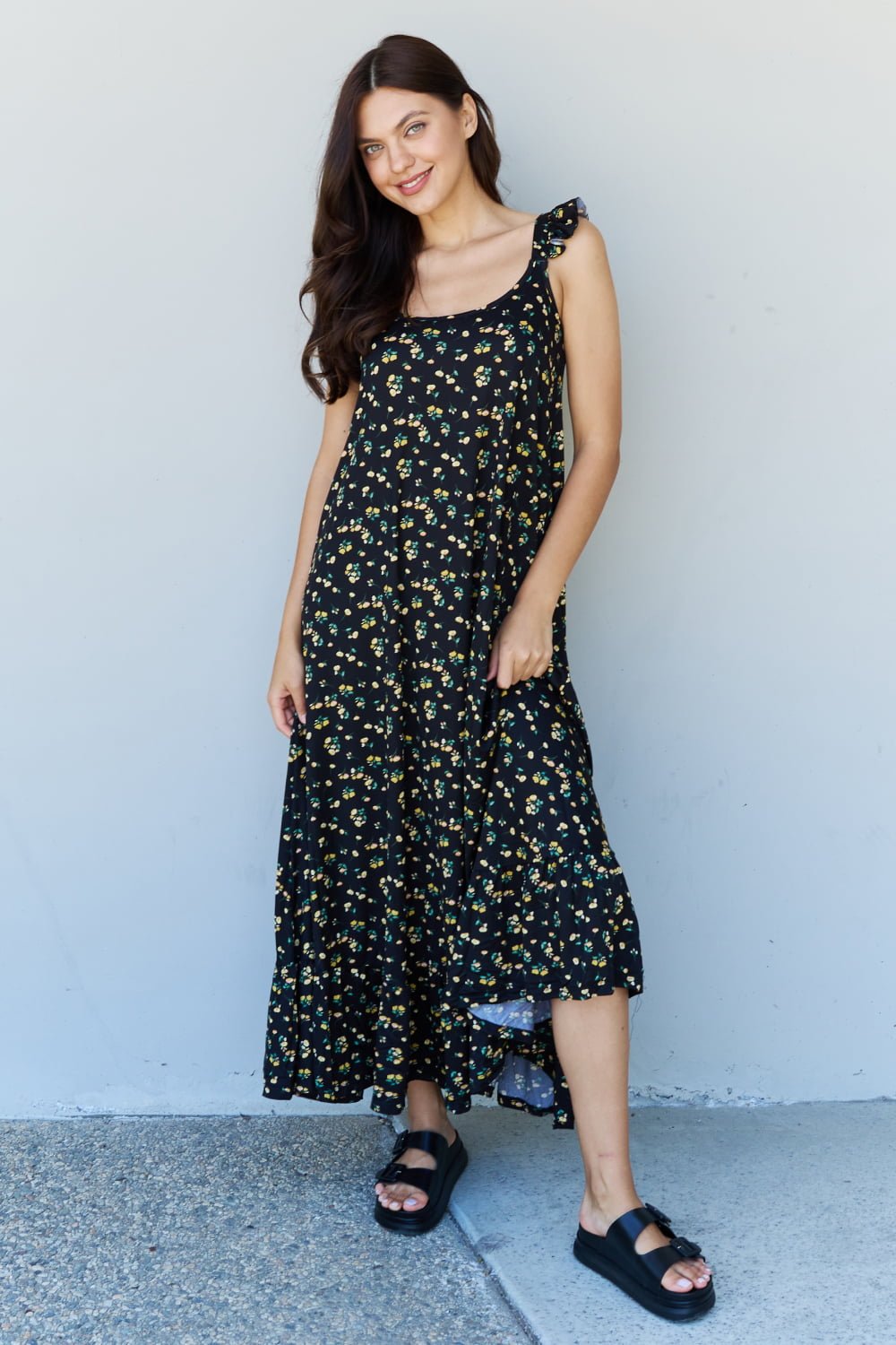 Black Multi-Floral Sleeveless Maxi Dress - Quelle's BoutiQue