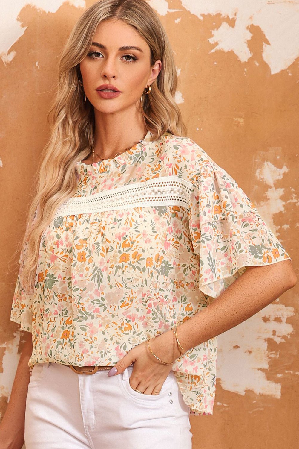 Cream Floral Short Sleeve Blouse - Quelle's BoutiQue