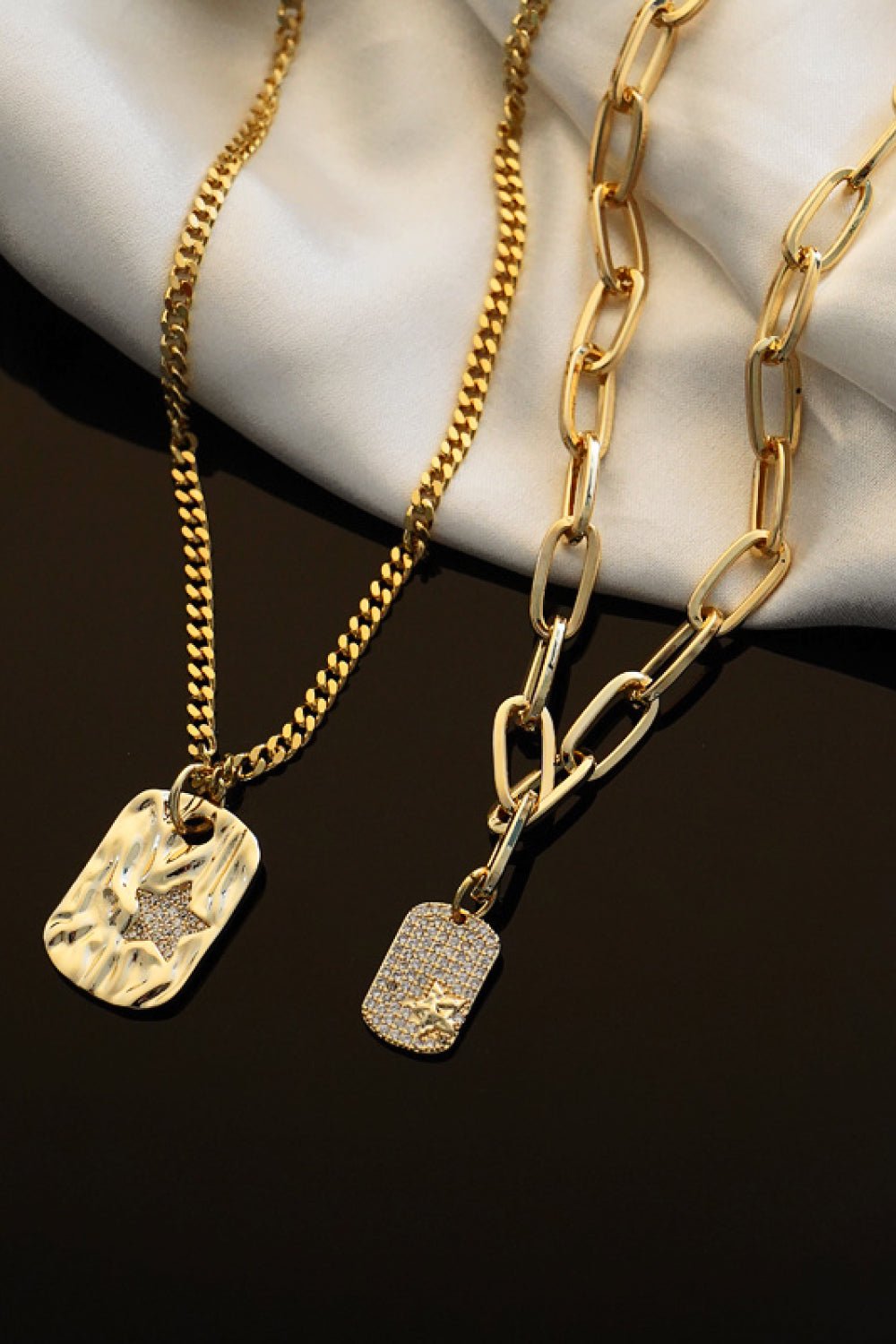Double Chain Pendant Necklace - Quelle's BoutiQue
