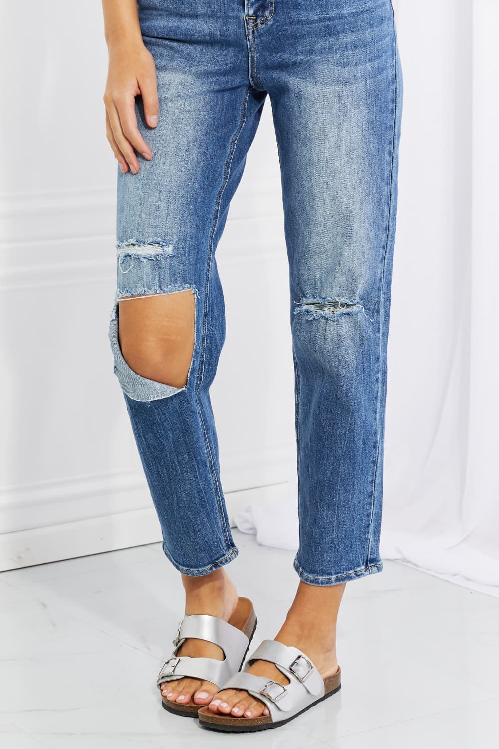 High Rise Relaxed Jeans - Quelle's BoutiQue