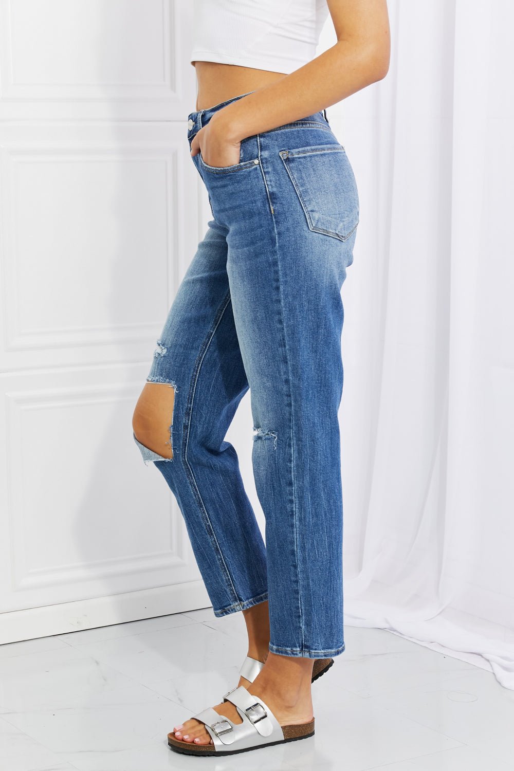High Rise Relaxed Jeans - Quelle's BoutiQue