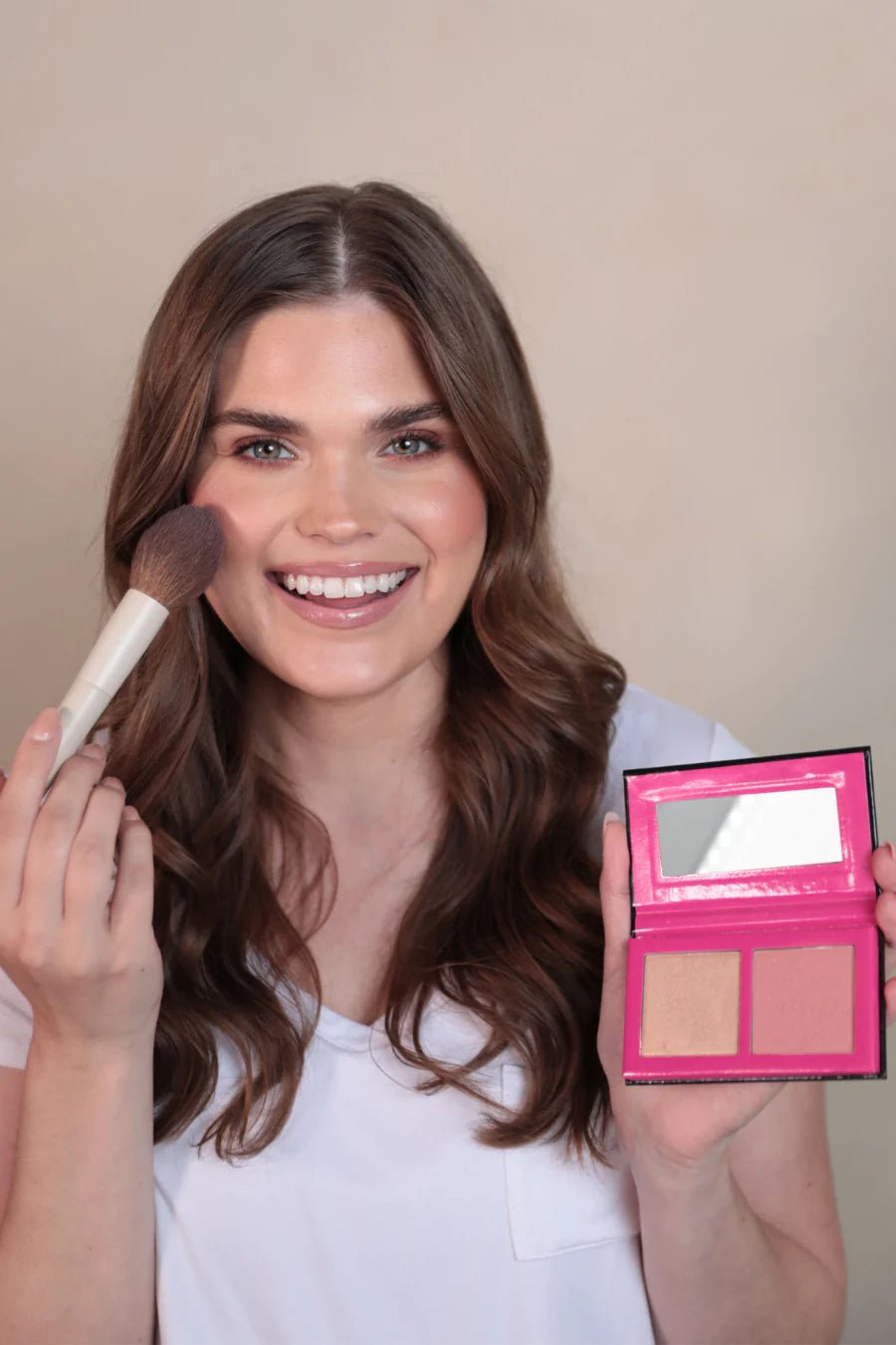 JL Beauty Blush & Highlighter Palette - Quelle's BoutiQue