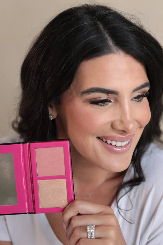 JL Beauty Blush & Highlighter Palette - Quelle's BoutiQue