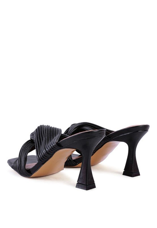 Knot Strap Slide Sandals - Quelle's BoutiQue