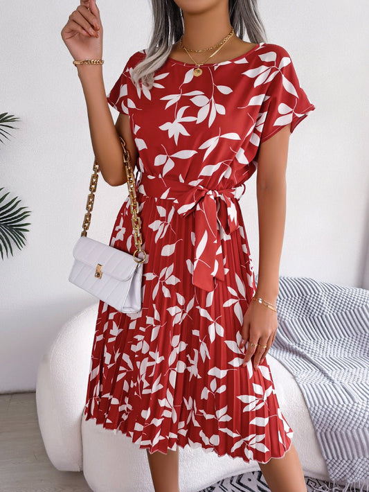 Leaf Print Short Sleeve Pleated Dress - Quelle's BoutiQue