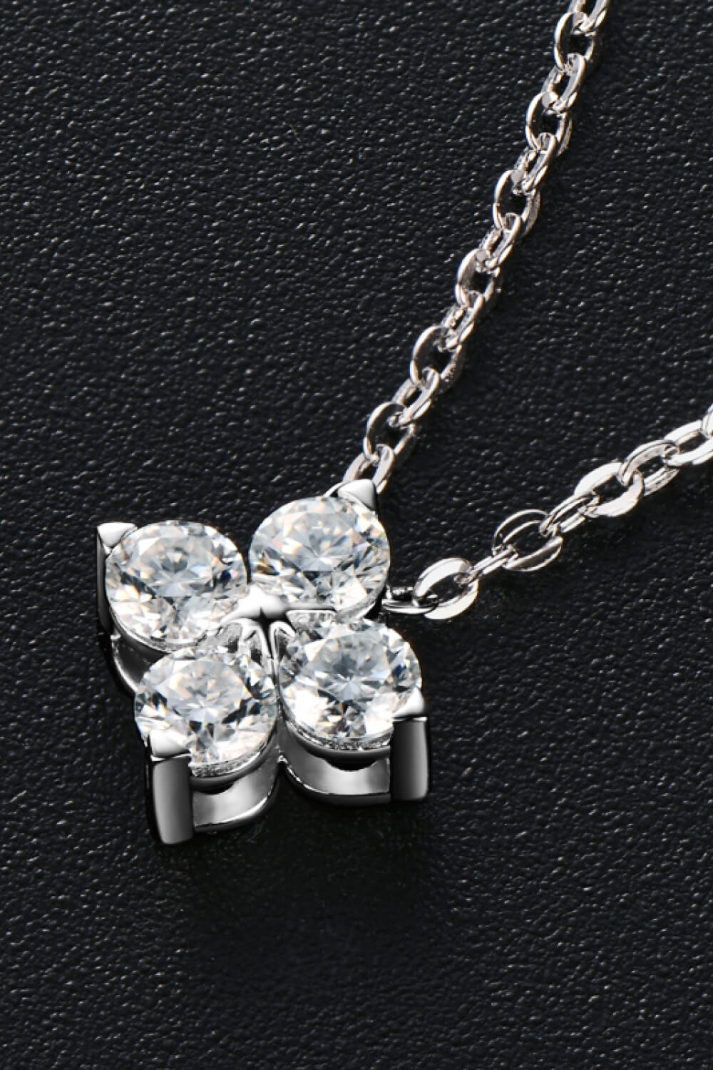 Moissanite Four Leaf Clover Pendant Necklace - Quelle's BoutiQue