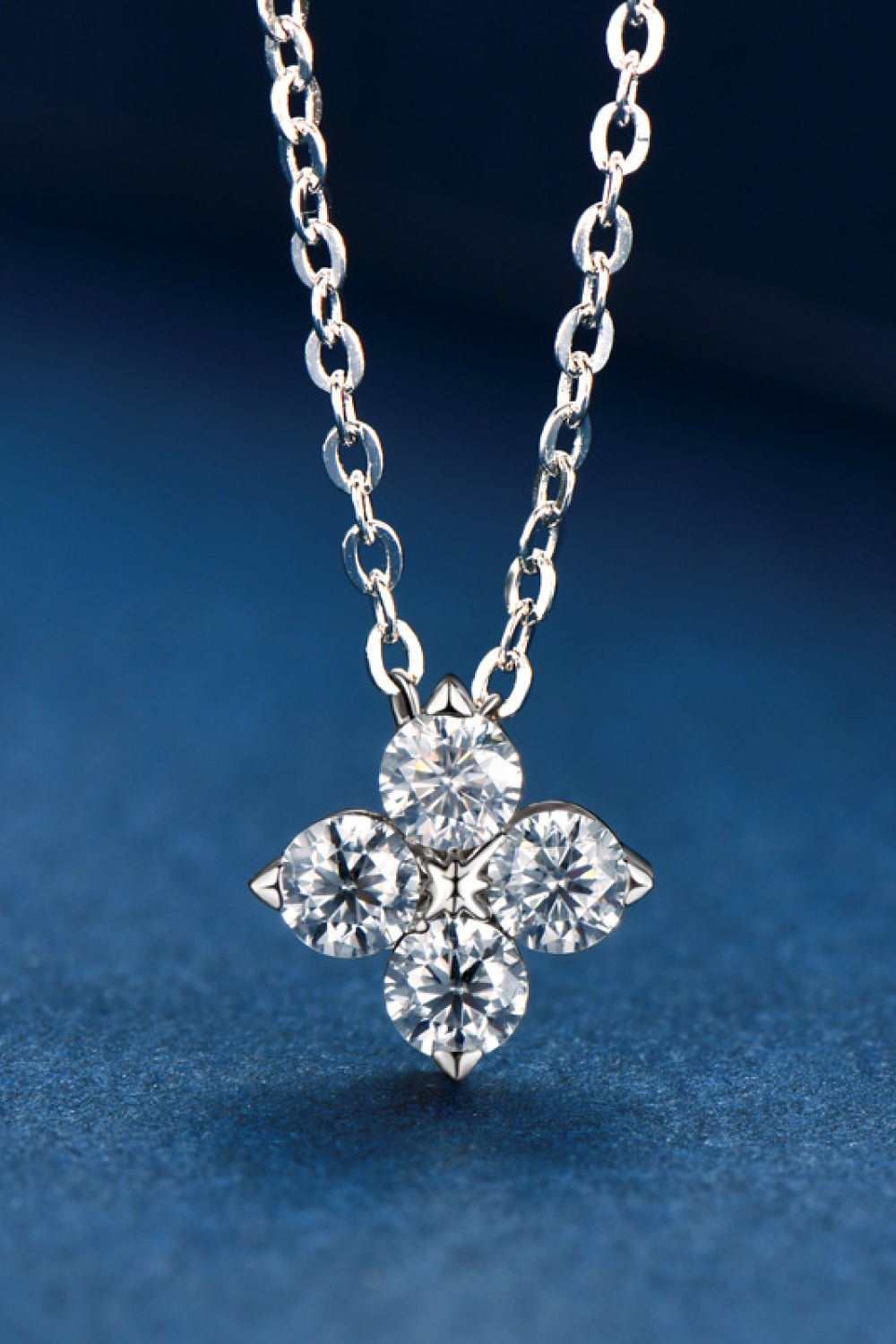 Moissanite Four Leaf Clover Pendant Necklace - Quelle's BoutiQue