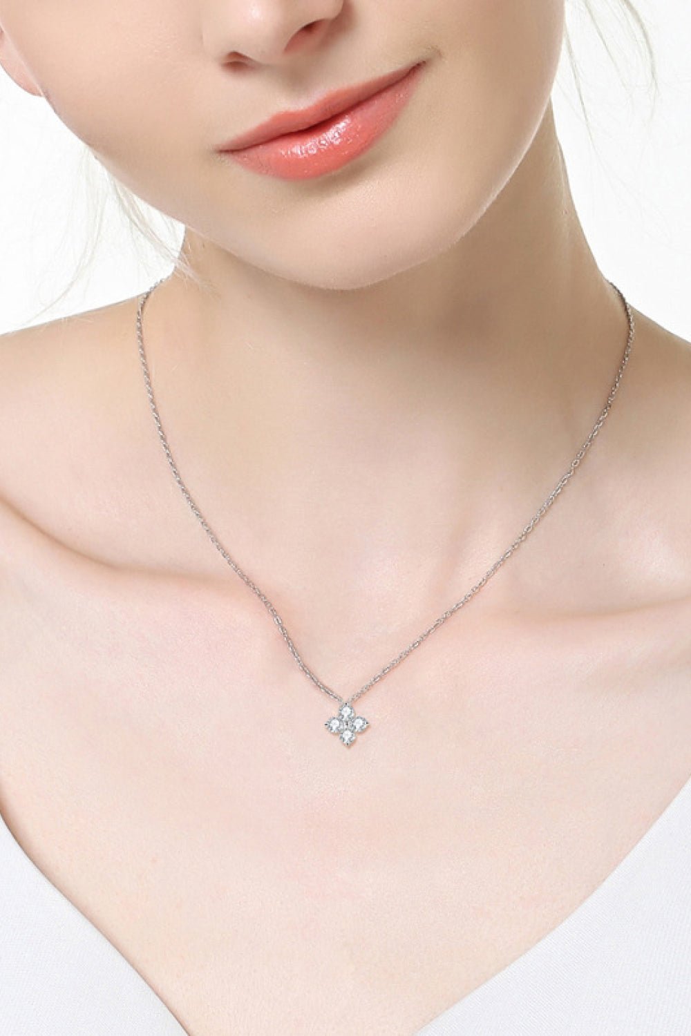Moissanite Four Leaf Clover Pendant Necklace - Quelle's BoutiQue
