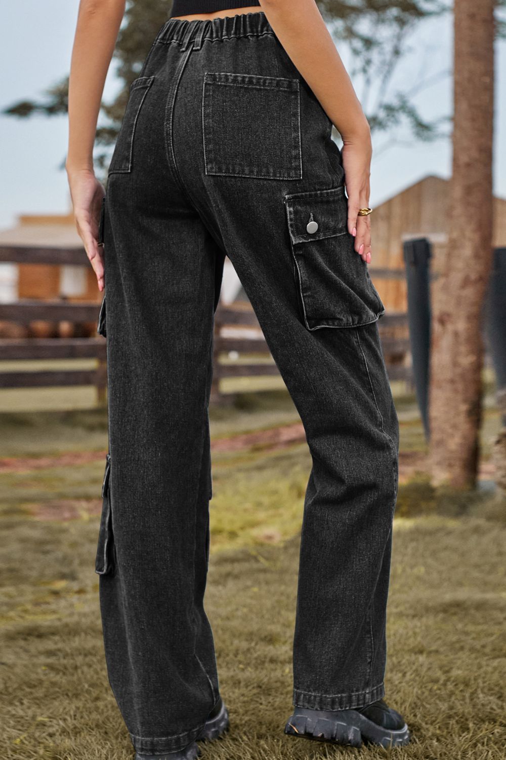 Relaxed Fit Cargo Denim Jeans - Quelle's BoutiQue