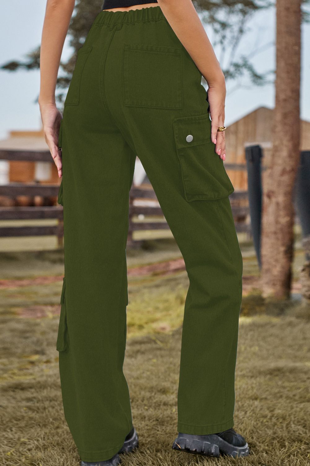 Relaxed Fit Cargo Denim Jeans - Quelle's BoutiQue